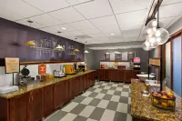 Hampton Inn & Suites Poughkeepsie - breakfast