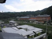 Yura No Yado Seifuen - Bergblick