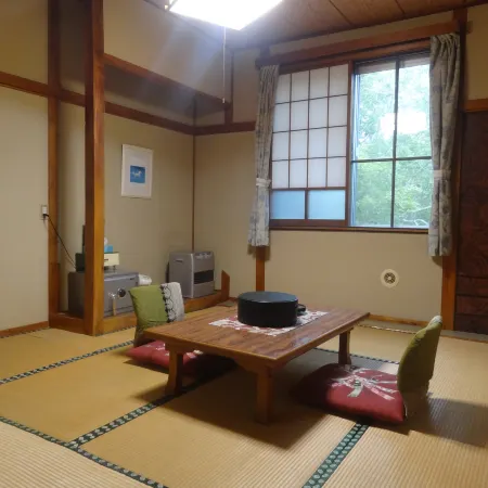 Shinyu Onsen Kurikomaso