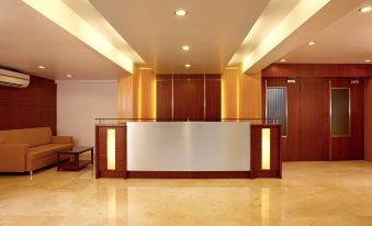 Lucky Hotel Goregaon