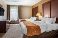 Comfort Suites - parking
