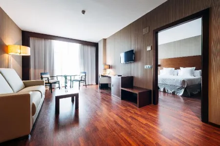โรงแรมแอซซ์ วาเลนเซีย คองเกรส โรงแรมและสปา