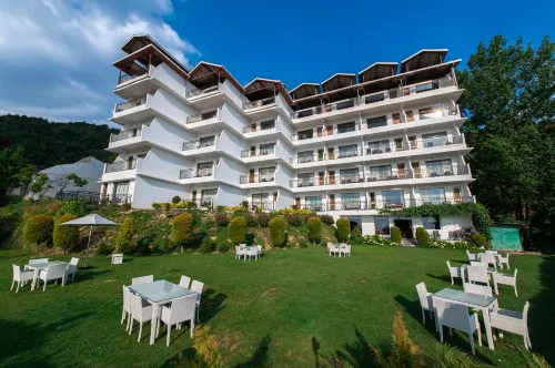 Ekant Retreat Resort - balcony
