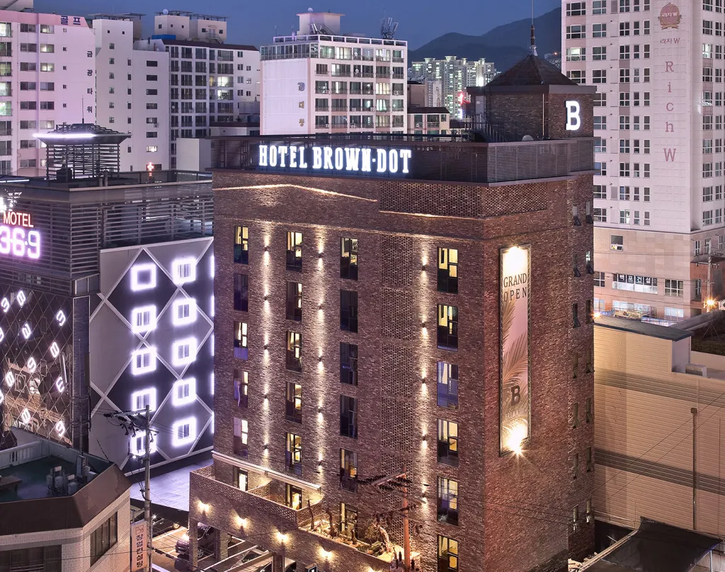 Busan Yeonsan Togok Brown Dot - Busan