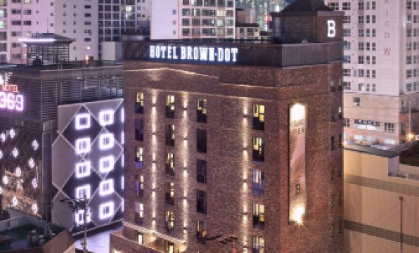 1. 브라운도트 호텔..