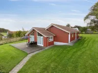 "Pascal" - 600m from the Sea Các khách sạn gần Græsgård Farmcamping