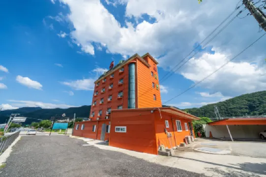 Cheongpyeong Gangbyeon Park 鄰近清平站的酒店