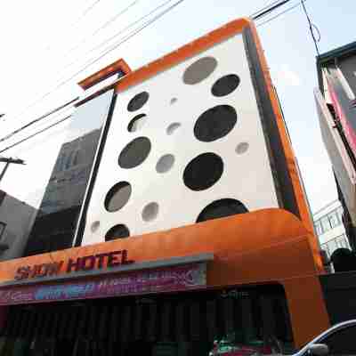쇼호텔 Hotel Exterior