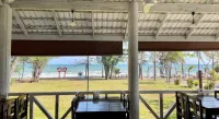 Rocky Point Resort Hotel a Distretto di Thap Sakae