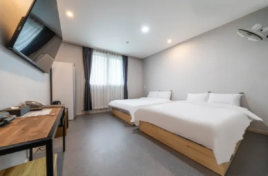 Gapyeong Hotel (Hotel) Hotels near Jara Island