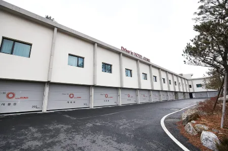 Geumsan Gung Self Check-in Motel Отели в г. Кымсан