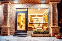 Quang Vinh Hotel