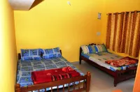 Akashadeepa Homestay - Parking