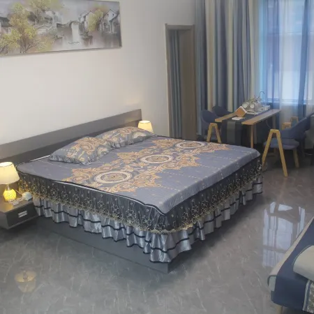 Huaxiangli Villa