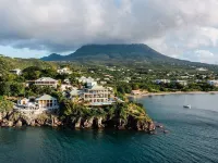 Beautiful 3 Story 8,000 Sq Ft Oceanside Mansion Hotels in Cliftons