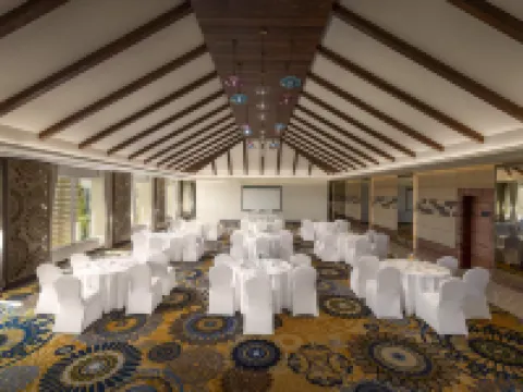 Hawthorn Suites by Wyndham Dwarka Hotels in Devbhoomi Dwarka