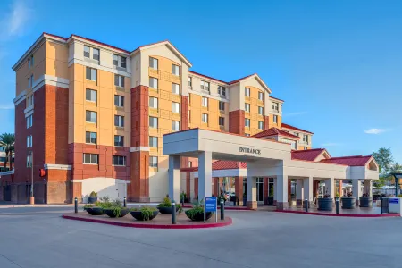 Hilton Garden Inn Scottsdale Old Town Отели в г. Скоттсдейл