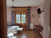 Hotel Pico Espiguete Các khách sạn ở Alba de los Cardanos