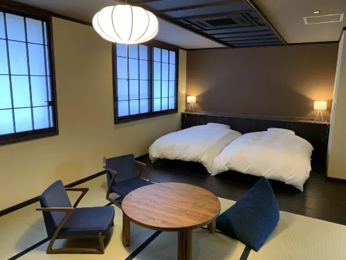 Shimojo Hotels in Obama