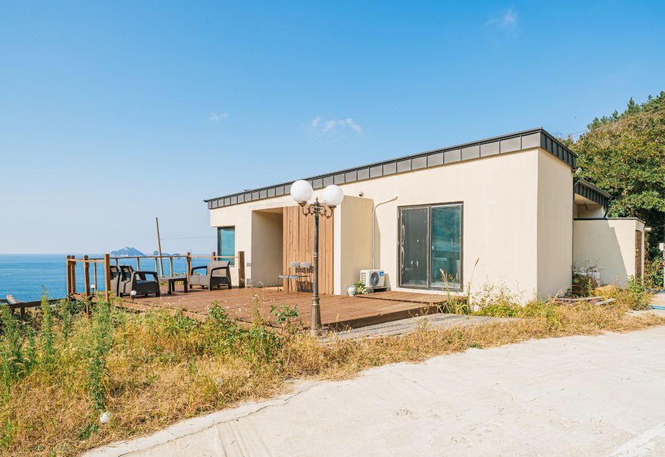 1. 제주(추자도) ..