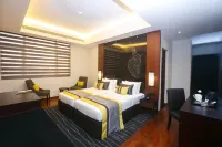 Renuka City Hotel - balcon