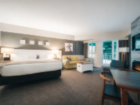 Summit Lodge Boutique Hotel by Paradox Hotels in Whistler