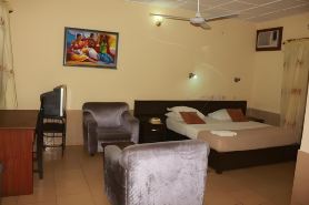 Liz Ani Hotel