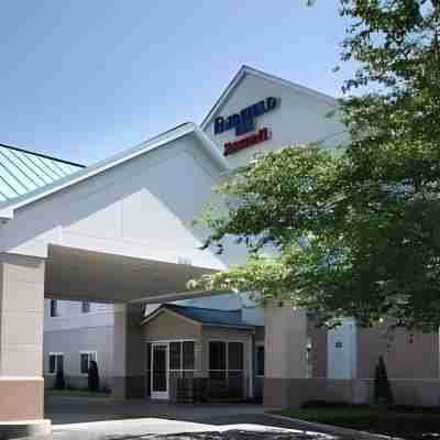 Wingate by Wyndham Uniontown Hotel Exterior