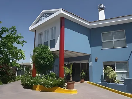 Del Mar Hotel & Spa Отели рядом с достопримечательностью «Плайя де ла Пунтилья»