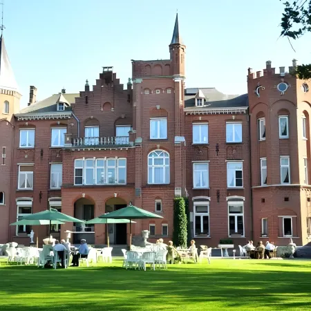 Hotel Lodewijk Van Male