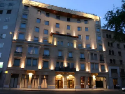 阿拉梅達宮酒店 鄰近Iglesia de San Julian y Santa Basilisia的酒店