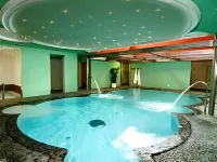 Hotel Panorama Wellness & Resort Hotels in Fondo