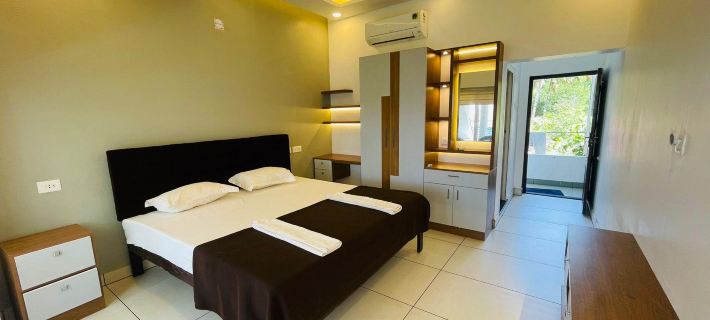 Garden Bay Resort Hotels in Varkala