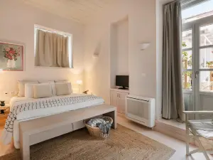 Hydra Hotel