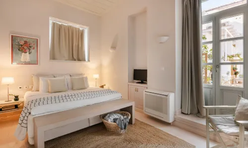 Hydra Hotel
