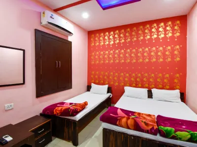 Goroomgo Atithi Galaxy Kanpur Hotels near Kanpur Central