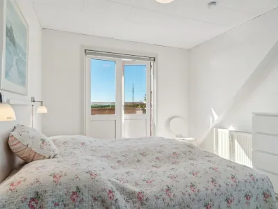 "Eicke" - 400m from the Sea