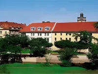 Victor's Residenz-Hotel Erfurt Hotels near All Saints Church