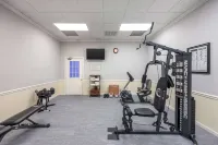 Best Western Spring Hill Inn  Suites - Gym