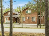 Lauri 4 Pieni Hotels near Lapland Hotels Snow Village