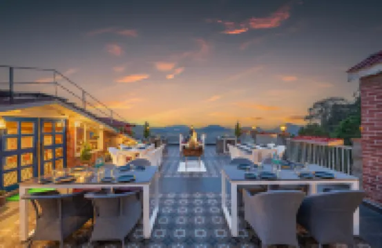 Wood Stock Kasauli - Rooms & Cottages - Panoramic View & Balcony Rooms