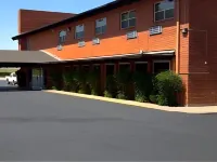 Ranch House Motel فنادق في سويتواتر