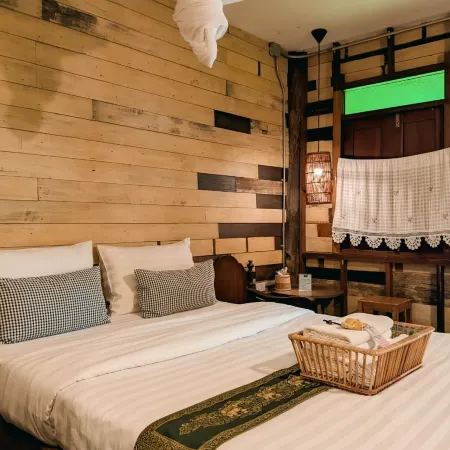 Huen Chang Puek Hotel
