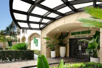 Burton House Beverly Hills, A Tribute Portfolio Hotel Hotels in Los Angeles
