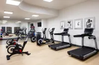 埃德蒙頓中心德爾塔套房酒店 - 健身室/gym room