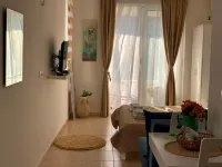 Deluxe Studio  with Panorarmic studio Hôtels à : Ulcinj