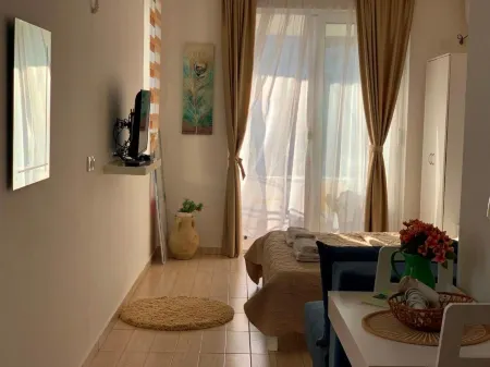 Deluxe Studio  with Panorarmic studio Отели рядом с достопримечательностью «Ada Bojana»