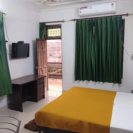 Varuna Palace Homestay