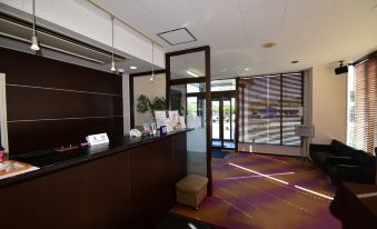 Sakura Hotel Oami