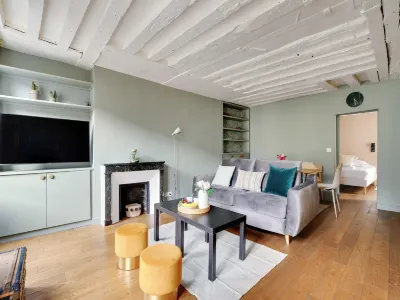 Chic apartment -1BR4P- Haut Marais  Republique Hotel a 
